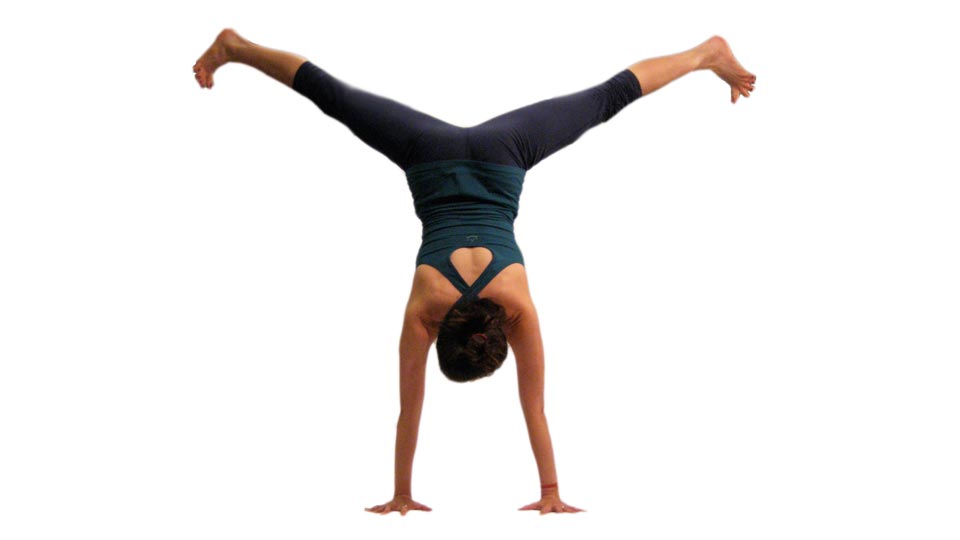 /files///groups-fotos/jenni_rawlings_handstand_straddle.jpg