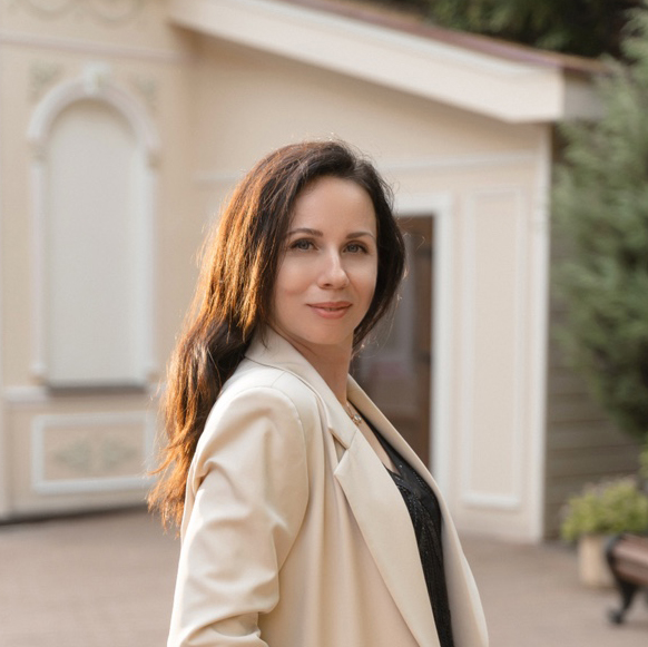 Ксения Исхакова